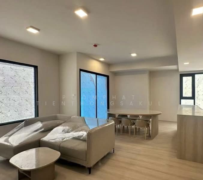 COBE Ratchada-Rama 9, Bangkok, Thiam Ruammit Road, Huai Khwang, Bangkok, 4 Bedrooms, 138 sqm, Condo For Sale, by Poomphat Tienthongsakul, 500465279 - DDproperty.com