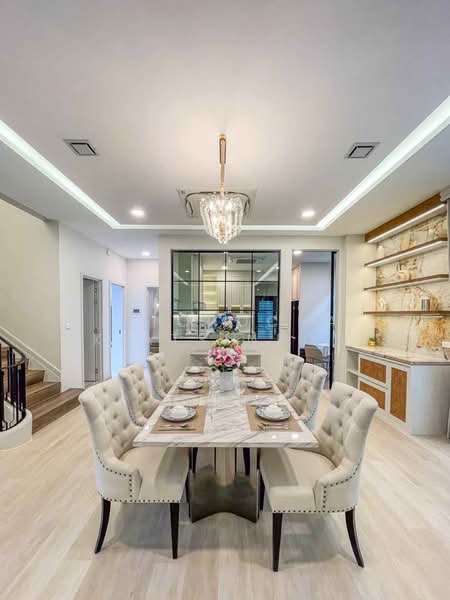 Nantawan Rama 9 - New Krungthepkreetha, Bangkok, Saphan Sung, Bangkok, 4 Bedrooms, 378 sqm, Single Detached House For Rent, by Pitchocha Kiatsinpon, 500465282 - DDproperty.com