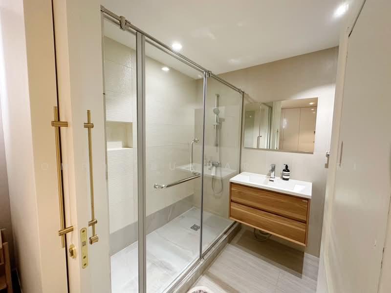 D.S. Tower 2 Sukhumvit 39, Bangkok, Soi Sukhumvit 39, Khlong Tan Nua, Watthana, Bangkok, 2 Bedrooms, 139 sqm, Condo For Rent, by Sompob Buaparungsri, 500465297 - DDproperty.com