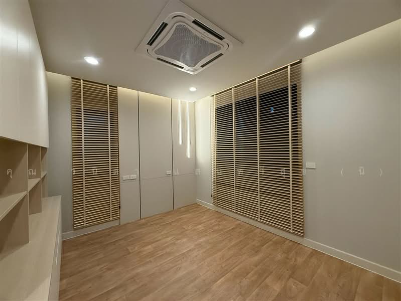 Setthasiri Wongwaen-Chatuchot, Bangkok, 1353 Sam Wa Tawan Tok, Sam Wa Tawan Tok, Khlong Sam Wa, Bangkok, 5 Bedrooms, 450 sqm, Single Detached House For Sale, by คุณ วนิดา แสนทวีสุข (นิ), 500465310 - DDproperty.com