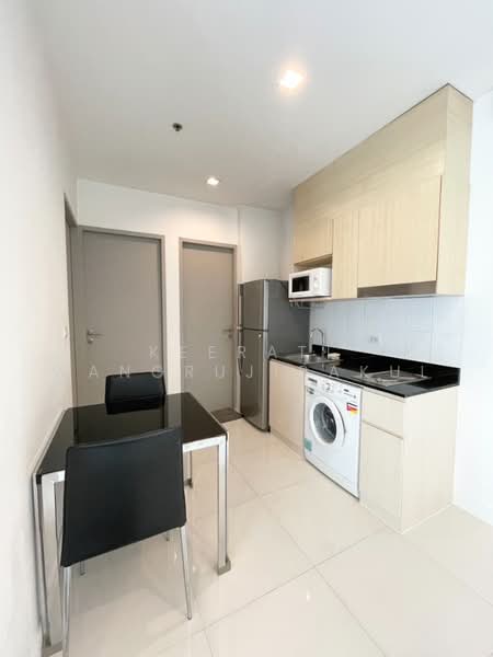 IDEO Verve Sukhumvit, Bangkok, 2077 Sukhumvit Road, Phra Kanong Nua, Watthana, Bangkok, 2 Bedrooms, 45 sqm, Condo For Rent, by Keerati Wangrujirakul, 500465313 - DDproperty.com