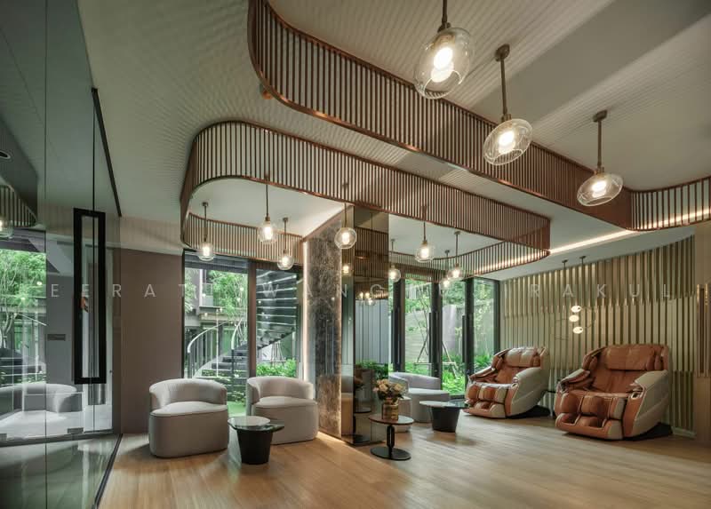 Lloyd Soonvijai-Thonglor, Bangkok, Soi Phetchaburi 47, Phetchaburi Road, Bang Kapi, Huai Khwang, Bangkok, 1 Bedroom, 31 sqm, Condo For Rent, by Keerati Wangrujirakul, 500465327 - DDproperty.com
