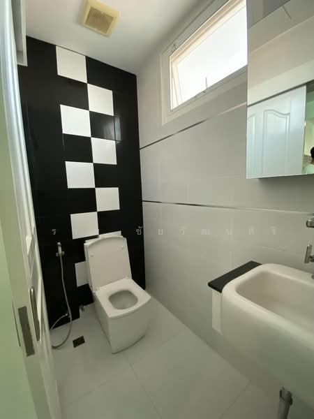 Wind Sukhumvit 23, Bangkok, 136 Soi Sukhumvit 23, Sukhumvit Road, Khlongtoei Nua, Watthana, Bangkok, 3 Bedrooms, 342 sqm, Condo For Rent, by Jirayu Chaiyawattanasiri, 500465356 - DDproperty.com