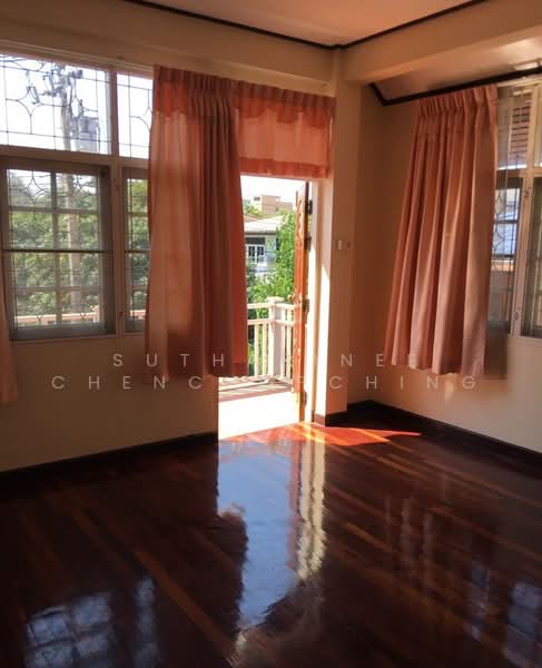 3-BR House, Bangkok, Lat Phrao, Bangkok, 3 Bedrooms, 150 sqm, Single Detached House For Sale, by Suthasinee Chenchopching, 500465370 - DDproperty.com