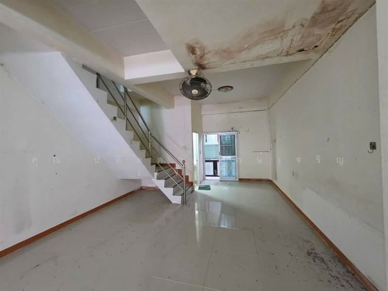 Nuafah Four, Nonthaburi, Ban Kluai-Sai Noi Road, Phimonrat, Bang Bua Thong, Nonthaburi, 2 Bedrooms, 90 sqm, Townhouse For Sale, by คุณ ปทิตตา รักษ์เจริญ (เจี๊ยบ), 500465381 - DDproperty.com