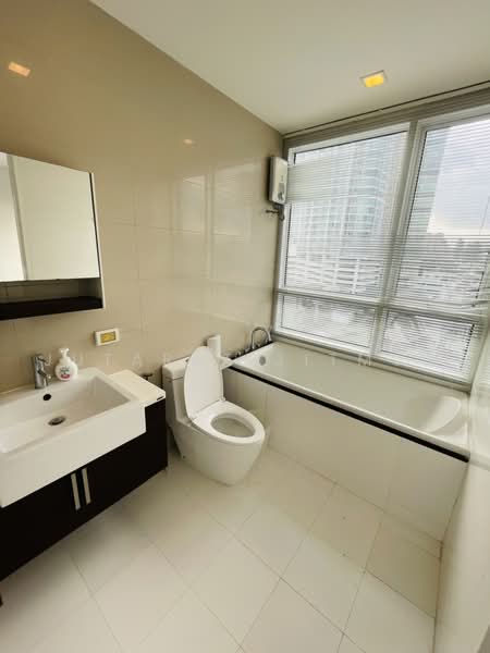 The Bloom Sukhumvit 71, Bangkok, Soi Sukhumvit 71, Phra Kanong Nua, Watthana, Bangkok, 3 Bedrooms, 88 sqm, Condo For Rent, by Jutarat Jitmun, 500465384 - DDproperty.com