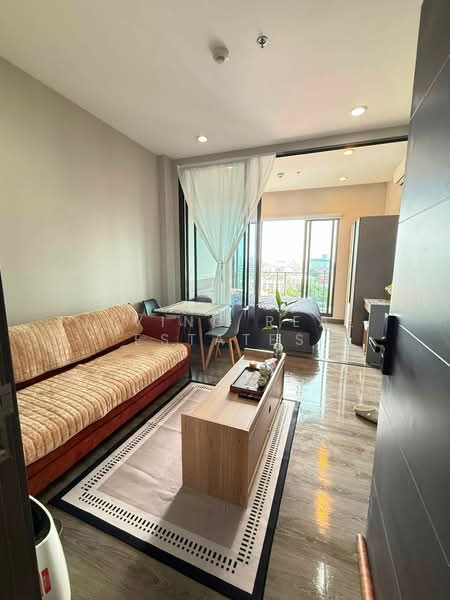Urbano Rajavithi, Bangkok, Rajavithi Road, Bang Phlat, Bang Phlat, Bangkok, 1 Bedroom, 30 sqm, Condo For Rent, by Living Real Estates, 500465388 - DDproperty.com