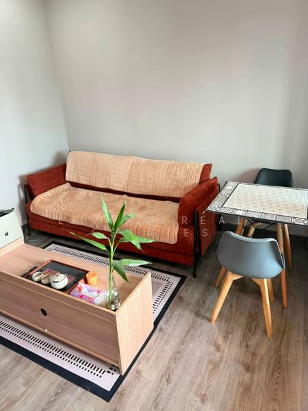 Urbano Rajavithi, Bangkok, Rajavithi Road, Bang Phlat, Bang Phlat, Bangkok, 1 Bedroom, 30 sqm, Condo For Rent, by Living Real Estates, 500465388 - DDproperty.com
