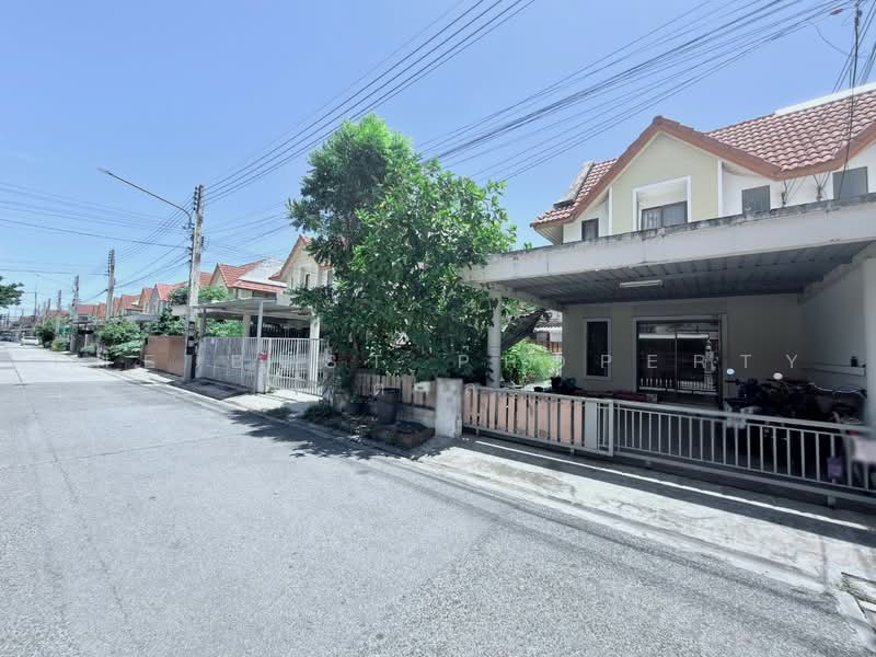 แฟมิลี่ทาวน์ 1, ชลบุรี, นาป่า, เมืองชลบุรี, ชลบุรี, 150 ตร.ม., บ้านแฝด ขาย, โดย The Best Property ตาล, 500465390 - DDproperty.com