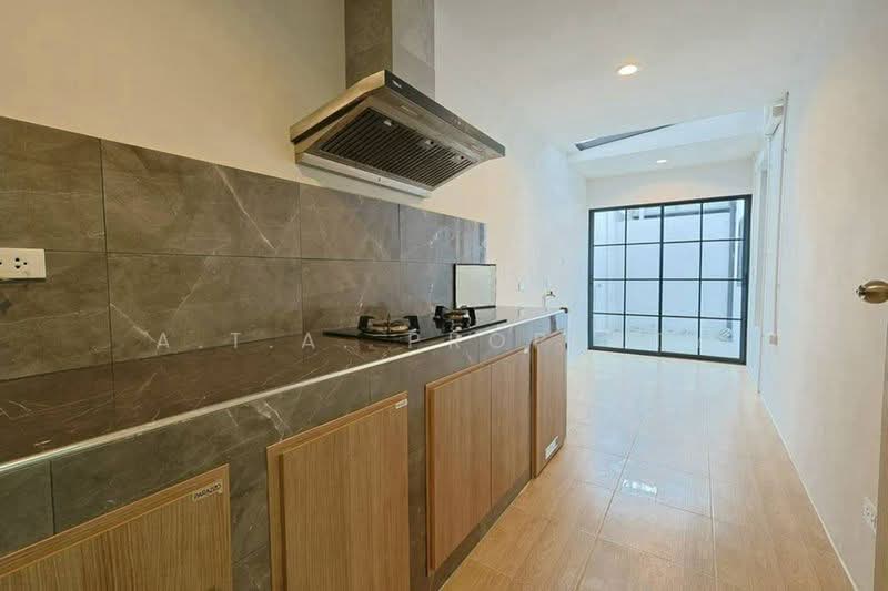 Life in the Garden Sriracha70, Chon Buri (Pattaya), Nong - Kham, Si Racha, Chon Buri (Pattaya), 4 Bedrooms, 120 sqm, Villa For Sale, by A.T.A. Property, 500465393 - DDproperty.com