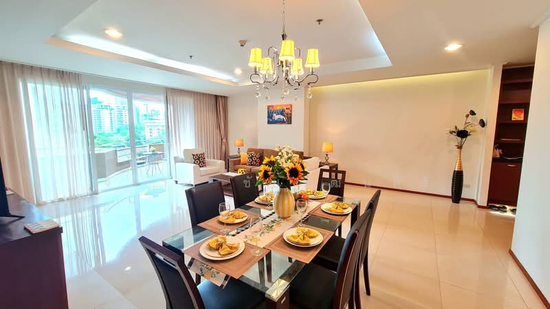 Piyathip Place, Bangkok, 24 Soi Prommitr, Khlong Tan Nua, Watthana, Bangkok, 3 Bedrooms, 260 sqm, Condo For Rent, by Jirayu Chaiyawattanasiri, 500465414 - DDproperty.com