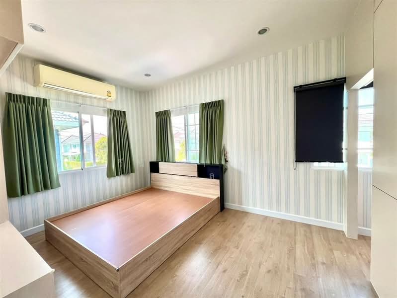 เพอร์เฟค พาร์ค สุวรรณภูมิ 4 ( Perfect Park Suvarnabhumi phase 4 ), Bangkok, ถนนร่มเกล้า, Min Buri, Bangkok, 3 Bedrooms, 200 sqm, Single Detached House For Sale, by คุณ วีนัสรา บุตรพา (เมล), 500465435 - DDproperty.com