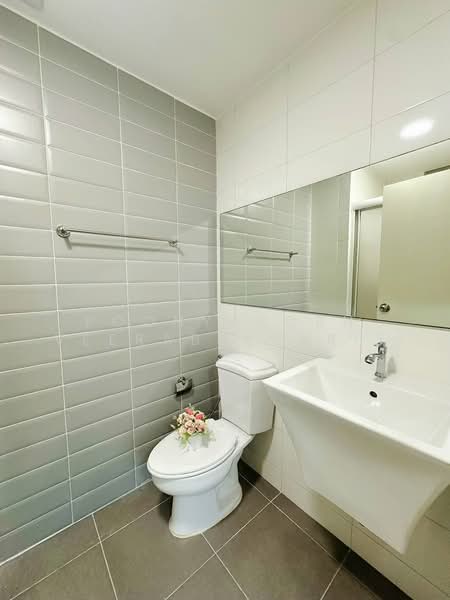 Aspire Rama 4, Bangkok, Rama 4 Road, Phra Kanong, Khlong Toei, Bangkok, 1 Bedroom, 28 sqm, Condo For Sale, by Poonyaporn Veerabulyarit, 500465488 - DDproperty.com