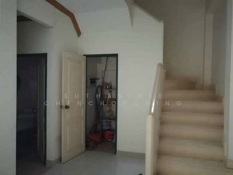 3-BR House, Bangkok, Sai Mai, Bangkok, 3 Bedrooms, 204 sqm, Single Detached House For Sale, by Suthasinee Chenchopching, 500465491 - DDproperty.com