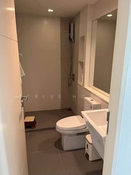 Baan Klang Muang Ratchayothin, Bangkok, 464 Phahonyothin Alley, Sena Nikhom, Chatuchak, Bangkok, 3 Bedrooms, 193 sqm, Townhouse For Sale, by Eastblue Horizon, 500465494 - DDproperty.com