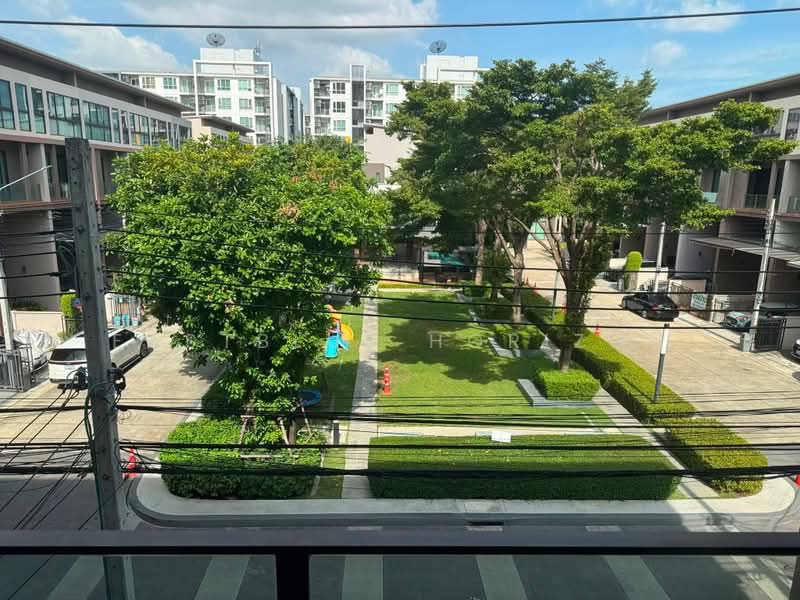 Baan Klang Muang Ratchayothin, Bangkok, 464 Phahonyothin Alley, Sena Nikhom, Chatuchak, Bangkok, 3 Bedrooms, 193 sqm, Townhouse For Sale, by Eastblue Horizon, 500465494 - DDproperty.com