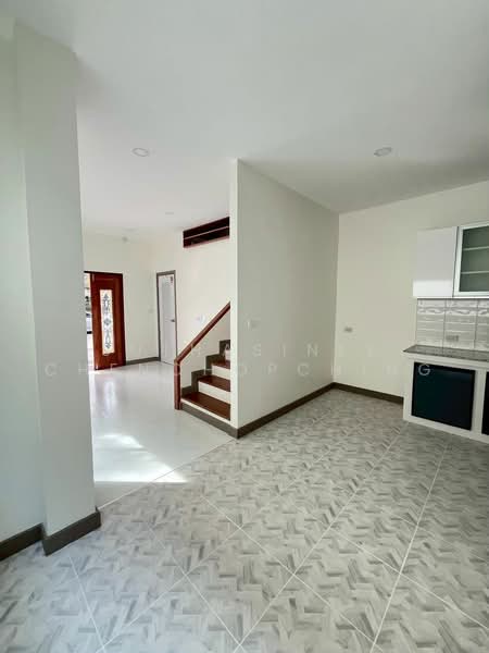 2-BR Semi-detached House, Bangkok, Min Buri, Min Buri, Bangkok, 2 Bedrooms, 93 sqm, Semi-Detached House (Twin House) For Sale, by Suthasinee Chenchopching, 500465503 - DDproperty.com