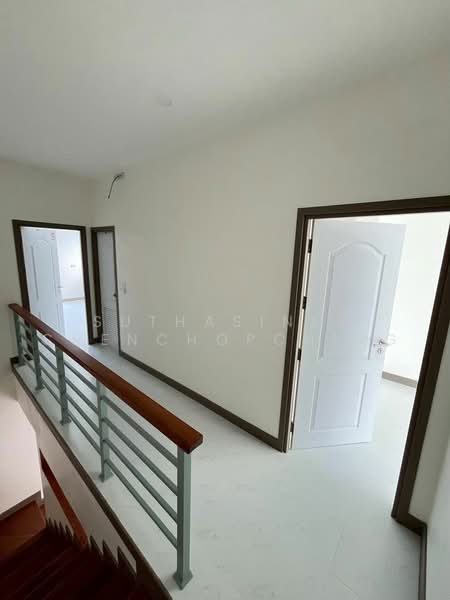 บ้านแฝด 2-ห้องนอน, กรุงเทพ, มีนบุรี, มีนบุรี, กรุงเทพ, 93 ตร.ม., บ้านแฝด ขาย, โดย Suthasinee Chenchopching, 500465503 - DDproperty.com