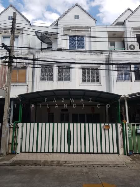 Spacious 4BR Townhouse in Nuan Chan Near Kaset–Nawamin, Bangkok, Nuan Chan, Bueng Kum, Bangkok, 4 Bedrooms, 197 sqm, Townhouse For Sale, by Fazwaz (Thailand) Co., Ltd., 500465625 - DDproperty.com