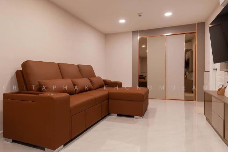 State Tower, Bangkok, 1055 Silom Road, Silom, Bang Rak, Bangkok, 1 Bedroom, 68 sqm, Condo For Rent, by Kritaphak Khongmueang, 500465660 - DDproperty.com