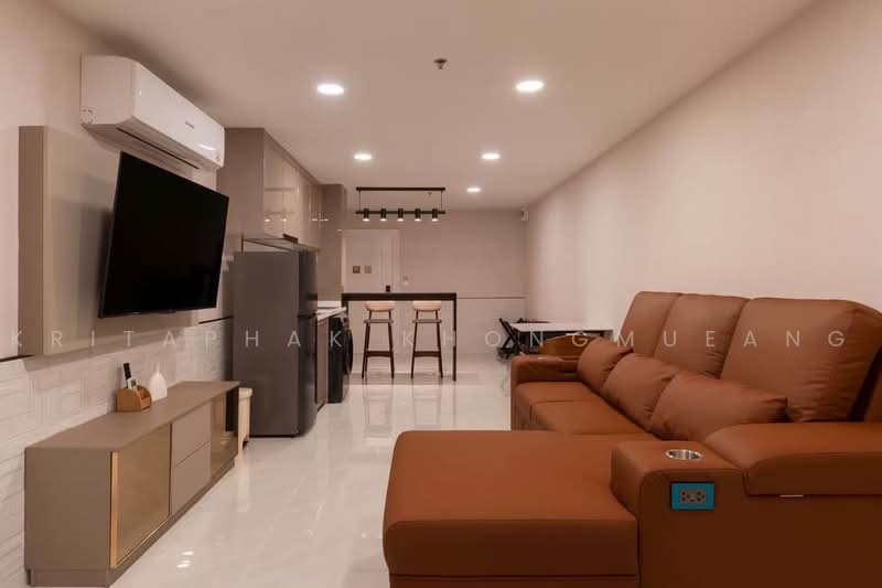 State Tower, Bangkok, 1055 Silom Road, Silom, Bang Rak, Bangkok, 1 Bedroom, 68 sqm, Condo For Rent, by Kritaphak Khongmueang, 500465660 - DDproperty.com