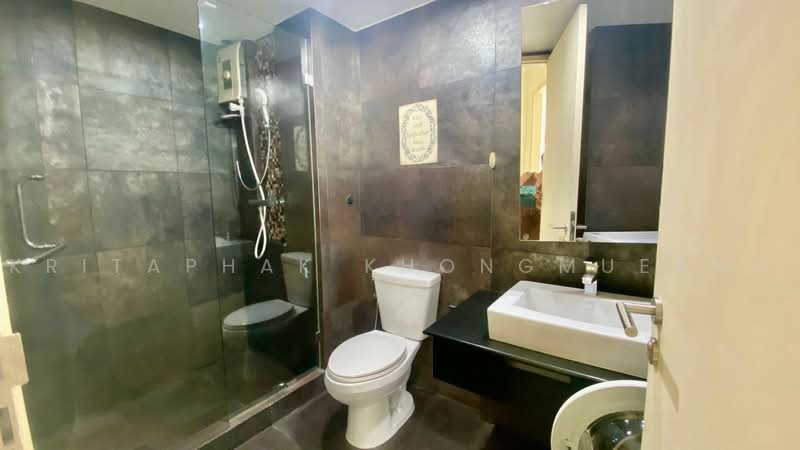 Voque Sukhumvit 16, Bangkok, Soi Sukhumvit 16, Khlong Toei, Bangkok, 2 Bedrooms, 75 sqm, Condo For Rent, by Kritaphak Khongmueang, 500465685 - DDproperty.com