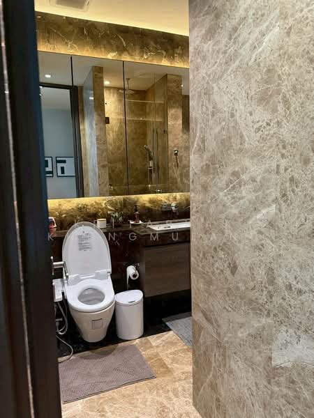 28 Chidlom, Bangkok, 28 Chit Lom Alley, Lumphini, Pathum Wan, Bangkok, 2 Bedrooms, 88 sqm, Condo For Rent, by Kritaphak Khongmueang, 500465692 - DDproperty.com