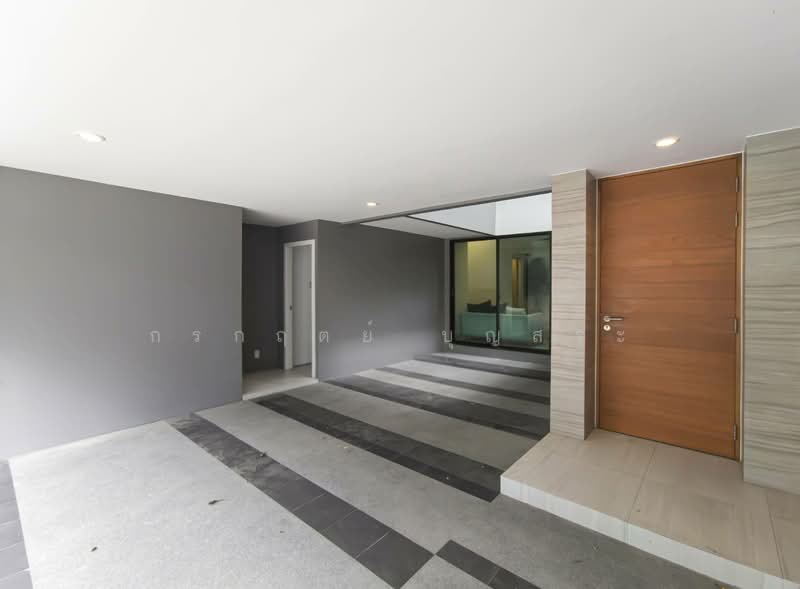 Nirvana Define Srinakarin-Rama 9, Bangkok, Srinakarin - Rom Klao Road, Saphan Sung, Bangkok, 4 Bedrooms, 350 sqm, Townhouse For Sale, by กรกฤตย์ บุญสระ, 500465710 - DDproperty.com