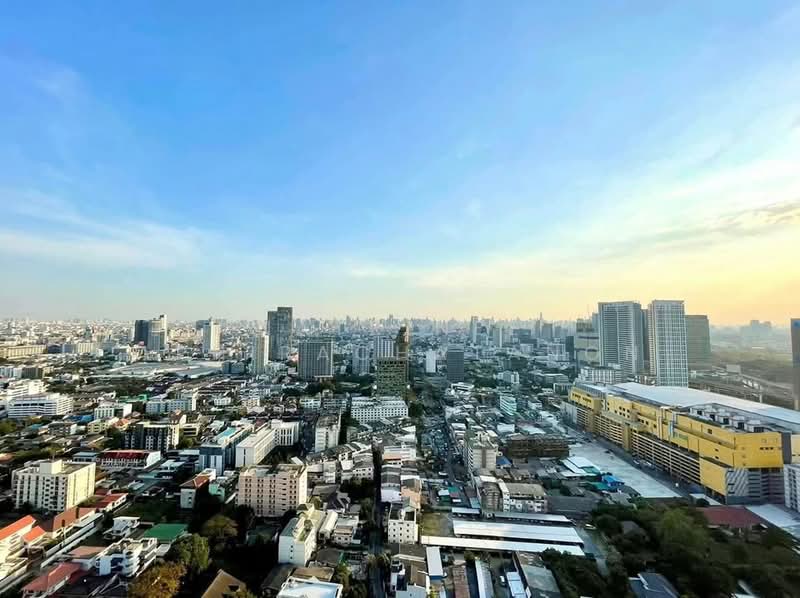 Life Ladprao, Bangkok, 992 Ladprao Road, Jom Phon, Chatuchak, Bangkok, 2 Bedrooms, 50 sqm, Condo For Rent, by Natrinee Aphirachatanon, 500465717 - DDproperty.com