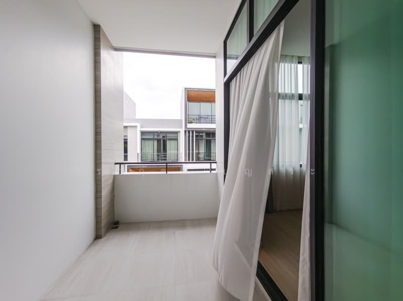 Nirvana Define Srinakarin-Rama 9, Bangkok, Srinakarin - Rom Klao Road, Saphan Sung, Saphan Sung, Bangkok, 3 Bedrooms, 285 sqm, Townhouse For Sale, by กรกฤตย์ บุญสระ, 500465727 - DDproperty.com