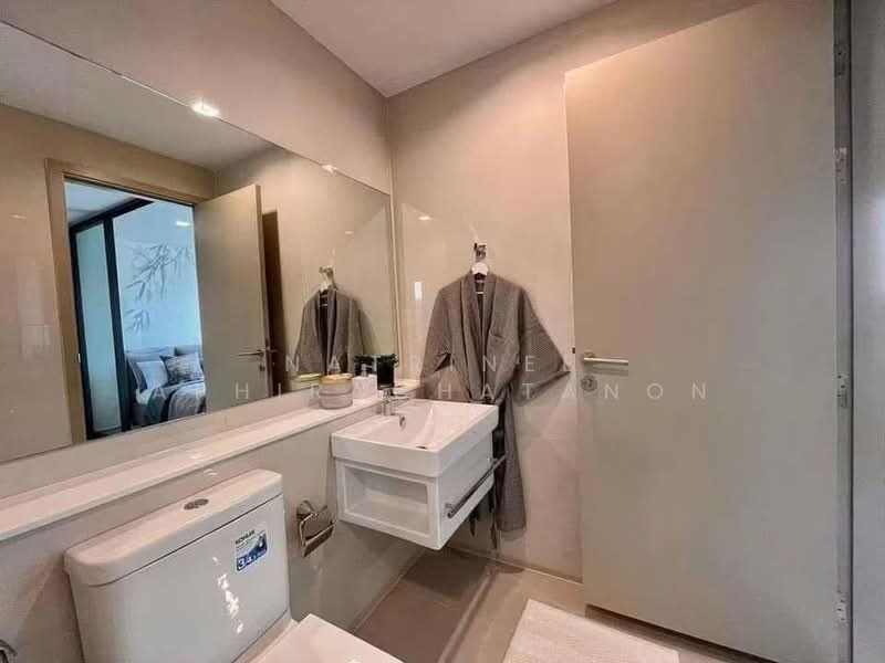 Life Ladprao, Bangkok, 992 Ladprao Road, Jom Phon, Chatuchak, Bangkok, 2 Bedrooms, 50 sqm, Condo For Sale, by Natrinee Aphirachatanon, 500465730 - DDproperty.com