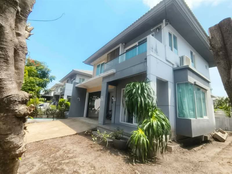 Baan Pruklada Suvarnabhumi, Samut Prakan, Lad Krabang Road Soi Lat Krabang 54, Srisa Chorakhe Noi, Bang Sao Thong, Samut Prakan, 3 Bedrooms, 240 sqm, Single Detached House For Sale, by คุณ ภาดา ตินตกร (แป๋ม), 500465744 - DDproperty.com