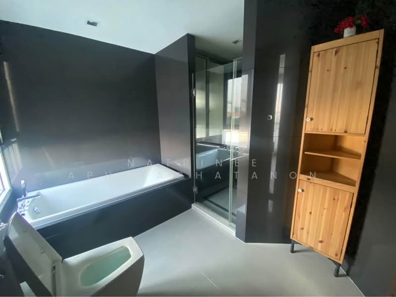 Rhythm Sathorn, Bangkok, 141 Soi Sathorn 21, Yan Nawa, Sathon, Bangkok, 1 Bedroom, 50 sqm, Condo For Rent, by Natrinee Aphirachatanon, 500465751 - DDproperty.com