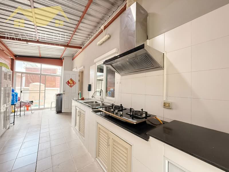 A house for rent near Charoen Charoen Market, Chiang Mai Rental Price: 25,000 THB / month No.7H237, Chiang Mai, Pa Bong, Saraphi, Chiang Mai, 4 Bedrooms, 150 sqm, Single Detached House For Rent, by Baandeedee Chiangmai, 500465755 - DDproperty.com