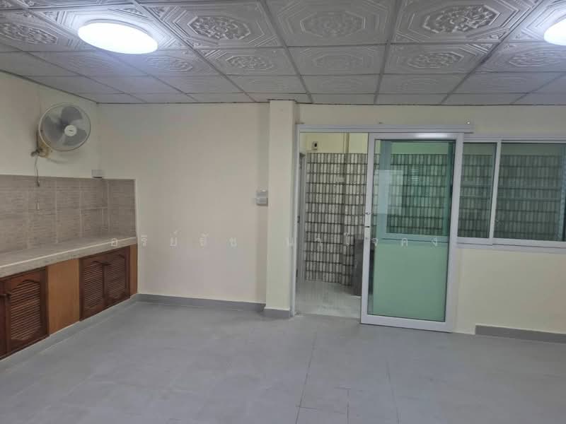 28,000, Bangkok, ซอยวชิรธรรมสาธิต, Bang Na, Bangkok, 3 Bedrooms, 25 sqm, Townhouse For Rent, by อริย์ธัช นาใจคง, 500465758 - DDproperty.com