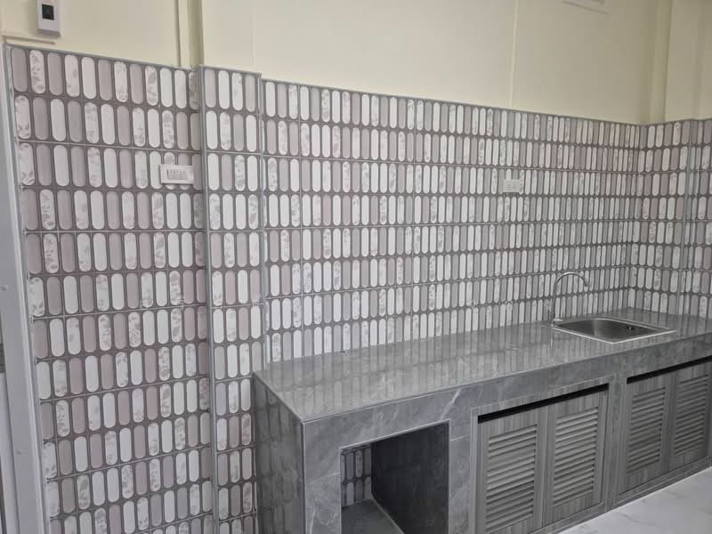 28,000, Bangkok, ซอยวชิรธรรมสาธิต, Bang Na, Bangkok, 3 Bedrooms, 25 sqm, Townhouse For Rent, by อริย์ธัช นาใจคง, 500465758 - DDproperty.com