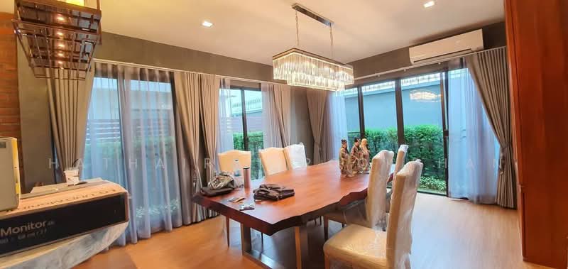 3-BR House, Bangkok, Saphan Sung, Bangkok, 3 Bedrooms, 250 sqm, Single Detached House For Sale, by Hathairat Rookphan, 500465772 - DDproperty.com