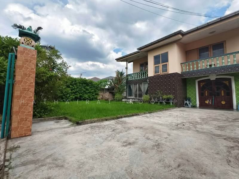 บ้าน 4-ห้องนอน, กรุงเทพ, ลาดพร้าว, กรุงเทพ, 220 ตร.ม., บ้านเดี่ยว ขาย, โดย Hathairat Rookphan, 500465790 - DDproperty.com