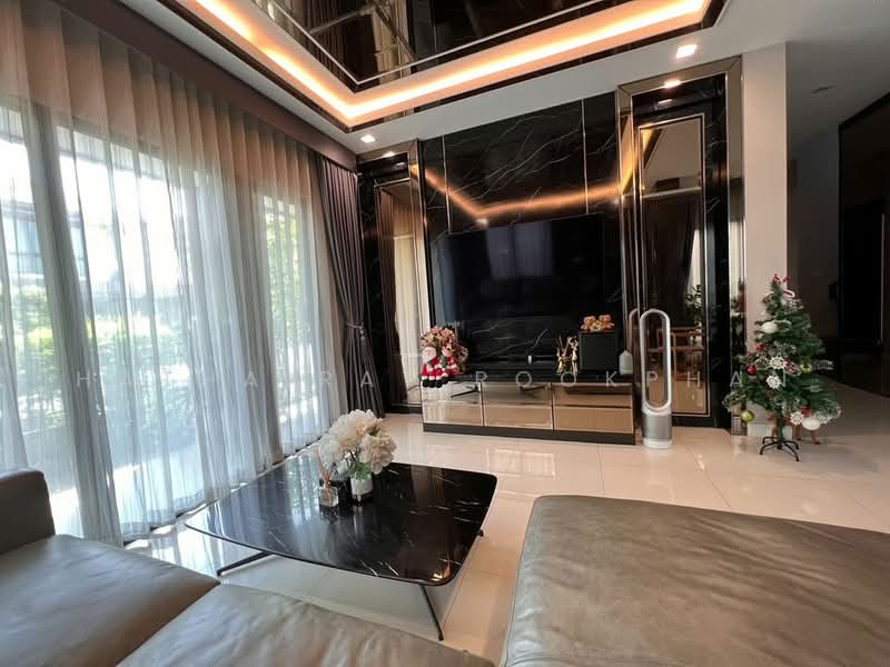 3-BR House, Bangkok, Saphan Sung, Bangkok, 3 Bedrooms, 247 sqm, Single Detached House For Sale, by Hathairat Rookphan, 500465794 - DDproperty.com