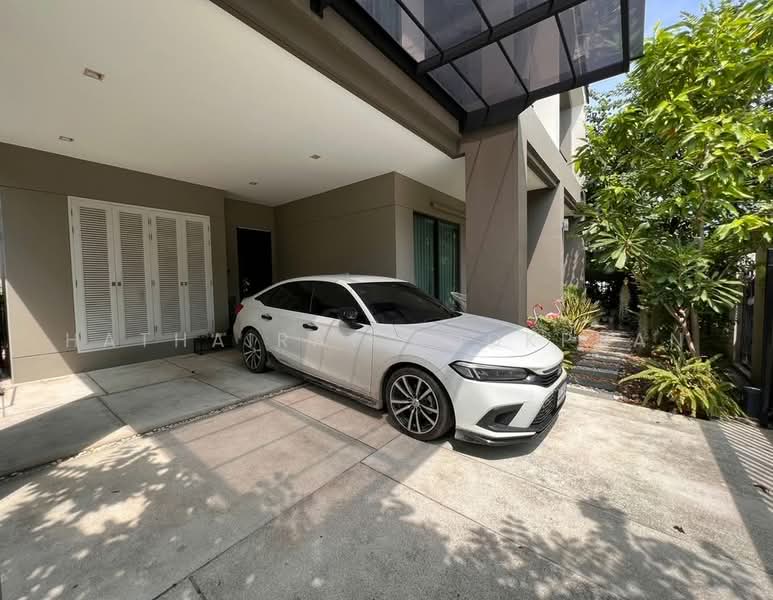 3-BR House, Bangkok, Saphan Sung, Bangkok, 3 Bedrooms, 247 sqm, Single Detached House For Sale, by Hathairat Rookphan, 500465794 - DDproperty.com