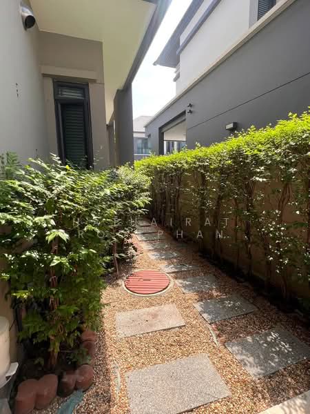 3-BR House, Bangkok, Saphan Sung, Bangkok, 3 Bedrooms, 247 sqm, Single Detached House For Sale, by Hathairat Rookphan, 500465794 - DDproperty.com