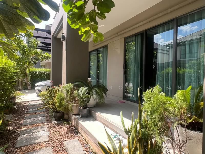 3-BR House, Bangkok, Saphan Sung, Bangkok, 3 Bedrooms, 247 sqm, Single Detached House For Sale, by Hathairat Rookphan, 500465794 - DDproperty.com