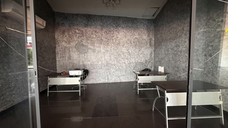 Showroom for Rent Prime Location on Srinakarin Road (SPSEVE2183), Bangkok, พัฒนาการ, Suan Luang, Bangkok, , 420 sqm, Office Space For Rent, by Khun EVE, 500465805 - DDproperty.com