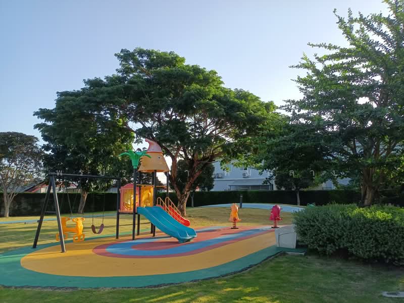 Suetrong Cozy Bangbuathong-340, Nonthaburi, Lahan, Bang Bua Thong, Nonthaburi, 4 Bedrooms, 135 sqm, Townhouse For Sale, by pornprapha Komklang, 500465809 - DDproperty.com