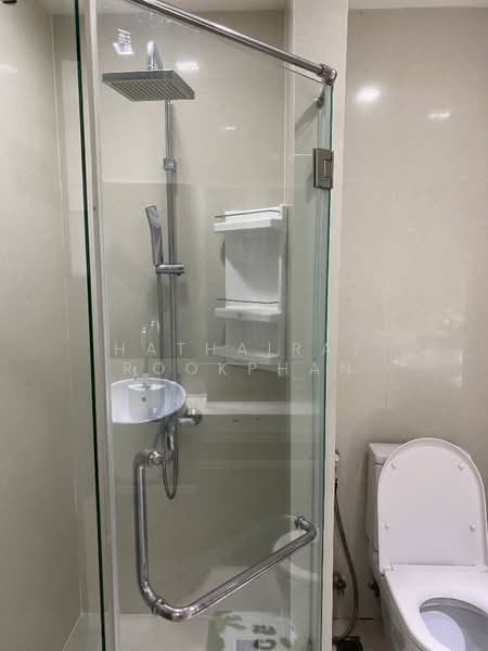 Sky Walk Residences, Bangkok, 1599 Sukhumvit Road, Phra Kanong Nua, Watthana, Bangkok, 1 Bedroom, 40 sqm, Condo For Rent, by Hathairat Rookphan, 500465814 - DDproperty.com