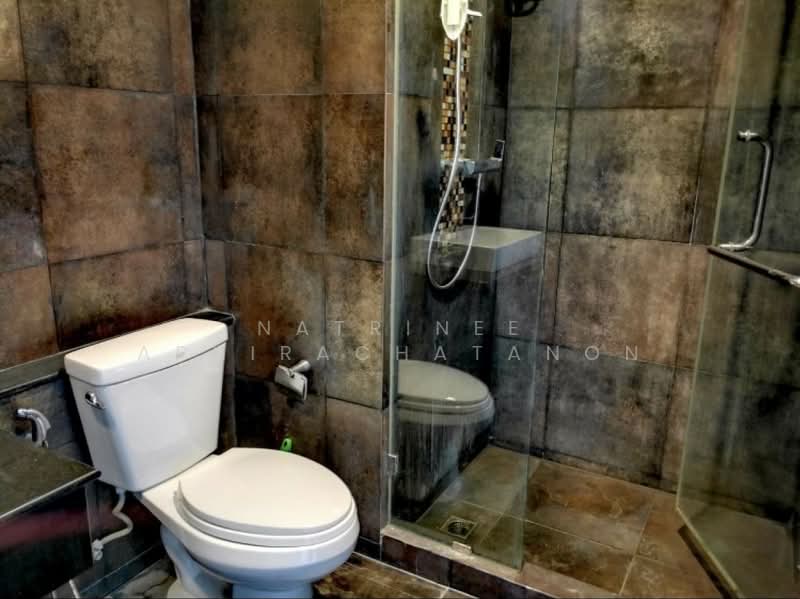 Voque Sukhumvit 16, Bangkok, Soi Sukhumvit 16, Khlong Toei, Bangkok, 1 Bedroom, 40 sqm, Condo For Rent, by Natrinee Aphirachatanon, 500465817 - DDproperty.com