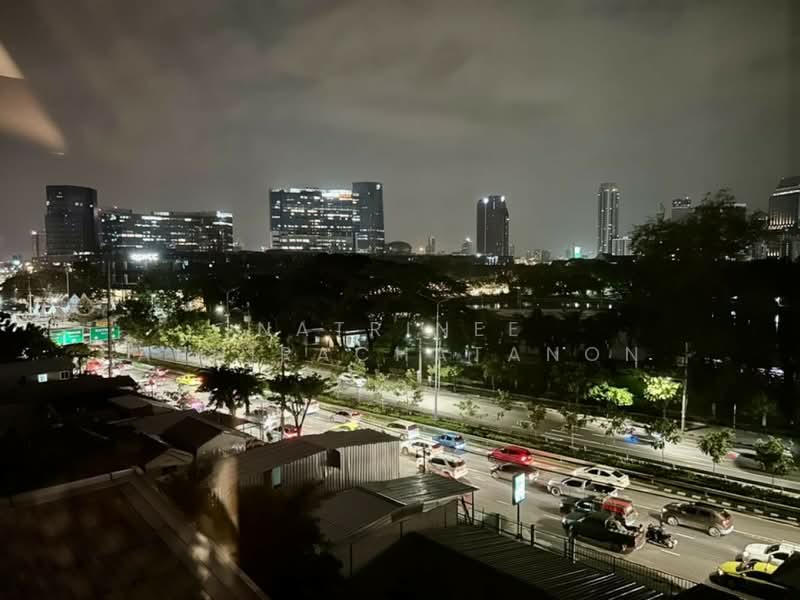 Voque Sukhumvit 16, Bangkok, Soi Sukhumvit 16, Khlong Toei, Bangkok, 1 Bedroom, 40 sqm, Condo For Rent, by Natrinee Aphirachatanon, 500465817 - DDproperty.com
