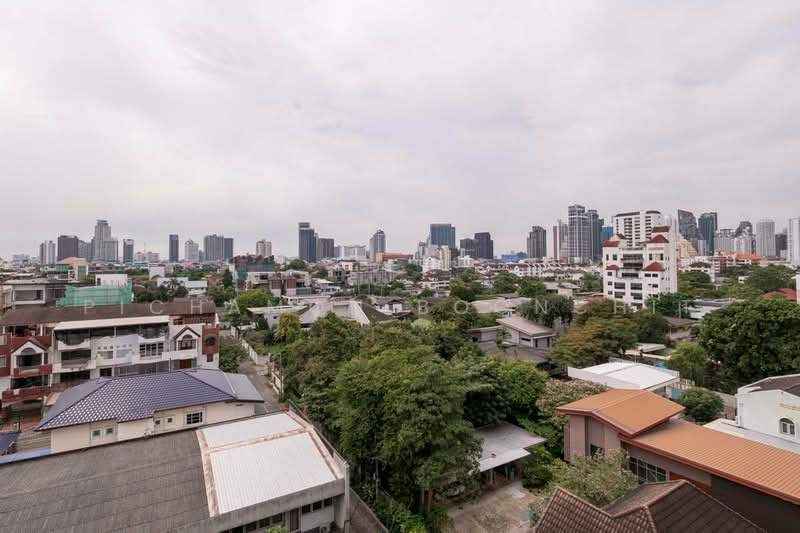 Taka Haus, Bangkok, 99 Soi Ekamai 10, Khlong Tan Nua, Watthana, Bangkok, 1 Bedroom, 35 sqm, Condo For Sale, by Pichamon Boonchit, 500465821 - DDproperty.com