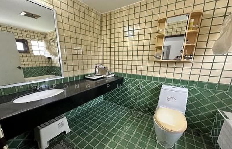 Noble Geo Watcharapol, Bangkok, Soi Ruammit Phatthana, Tha Rang, Bang Khen, Bangkok, 4 Bedrooms, 215 sqm, Single Detached House For Sale, by Manapong Phromphitak, 500465831 - DDproperty.com