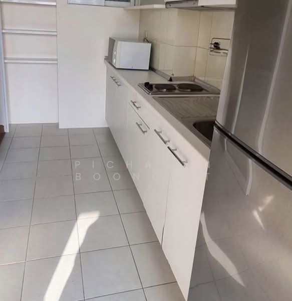 Life @ Ratchada-Huai Khwang, Bangkok, 189 Pracharatbamphen Road, Huai Khwang, Bangkok, 1 Bedroom, 41 sqm, Condo For Sale, by Pichamon Boonchit, 500465857 - DDproperty.com